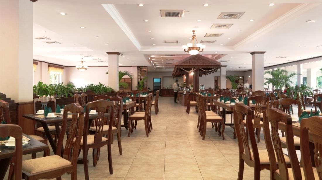 Angkor Howard Hotel Сиемрип Экстерьер фото